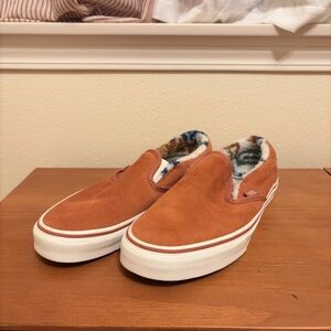 Vans Sherpa-Lined Slip-Ons